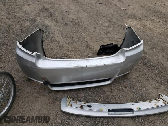2011 Subaru WRX WRX Limited z VIN JF1GV7F66BG507831, wystawiony jako Copart lot #58355825 z przebiegiem 186 569 mil mil oraz Szkoda całkowita • Salvage title. Historia ofert i sprzedaży dostępna na DreamBid. Obrazek 12.
