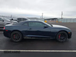 2014 Chevrolet Camaro LT z VIN 2G1FB1E3XE9265155, wystawiony jako IAAI lot #41227609 z przebiegiem 104 786 mil mil oraz . Historia ofert i sprzedaży dostępna na DreamBid. Obrazek 14.