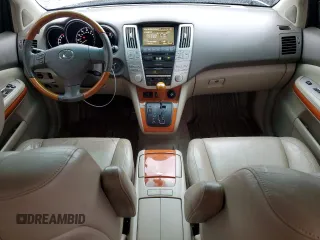 2004 Lexus RX 330 with VIN JTJHA31U640028164, listed as a Copart auction lot 68371084 with 192,372 mi miles and Salvage Title. Bid and sale history available at carsss.com. Image 8.
