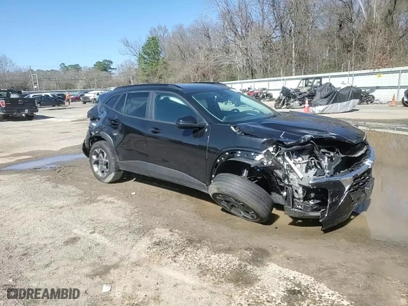 2025 Chevrolet Trax LT with VIN KL77LHEP5SC025727, listed as a Copart auction lot 48520815 with 7,207 mi miles and Salvage Title. Bid and sale history available at carsss.com. Image 14.