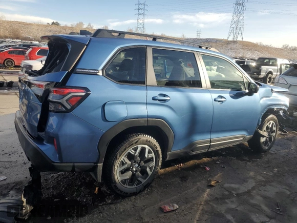 2025 Subaru Forester Premium with VIN JF2SLDBC4SH418498, listed as a Copart auction lot 44838055 with 0 mi miles and Salvage Title. Bid and sale history available at carsss.com. Image 3.