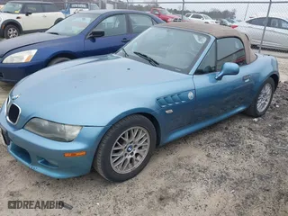 2001 BMW Z3 2.5i with VIN WBACN33481LK49139, listed as a IAAI auction lot 41812649 with 143,226 mi miles. Bid and sale history available at carsss.com. Image 2.