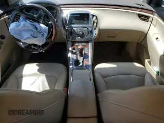 2013 Buick LaCrosse Premium 2 z VIN 1G4GH5E33DF158435, wystawiony jako Copart lot #56209755 z przebiegiem 77 565 mil mil oraz Szkoda całkowita • Salvage title. Historia ofert i sprzedaży dostępna na DreamBid. Obrazek 8.
