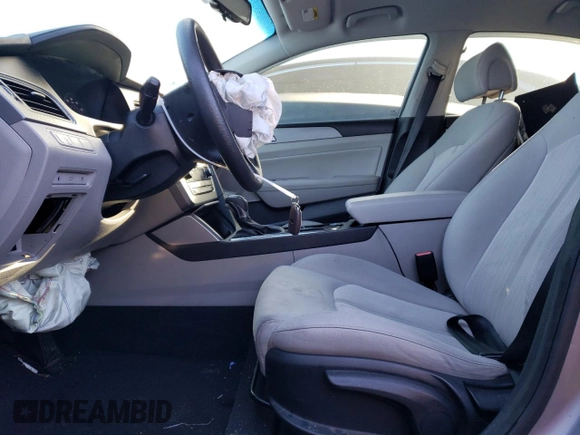 2016 Hyundai Sonata Hybrid SE with VIN KMHE24L17GA023593, listed as a Copart auction lot 39782034 with 79,575 mi miles. Bid and sale history available at carsss.com. Image 7.