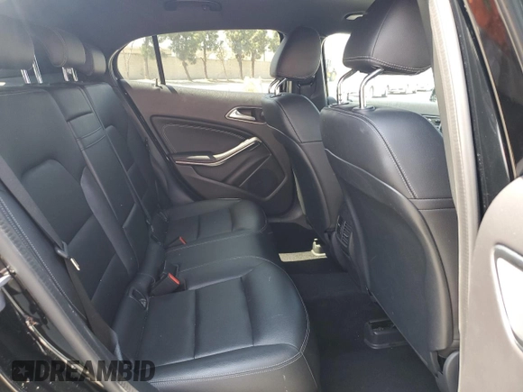 2019 Mercedes-Benz GLA 250 z VIN WDCTG4EB9KJ551075, wystawiony jako Copart lot #56349395 z przebiegiem 70 922 mil mil oraz Szkoda całkowita • Salvage title. Historia ofert i sprzedaży dostępna na DreamBid. Obrazek 11.