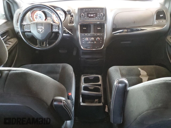 2016 Dodge Grand Caravan SE with VIN 2C4RDGBG2GR196537, listed as a Copart auction lot 52183835 with 136,556 mi miles and Clean Title. Bid and sale history available at DreamBid. Image 8.