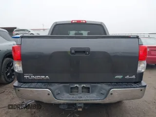 2012 Toyota Tundra 4WD Truck LTD with VIN 5TFHW5F17CX211075, listed as a IAAI auction lot 41510976 with 204,930 mi miles. Bid and sale history available at carsss.com. Image 17.