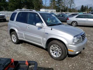 2004 Suzuki Grand Vitara LX with VIN JS3TD62V544103007, listed as a Copart auction lot 50338685 with 37,630 mi miles and Salvage Title. Bid and sale history available at carsss.com. Image 4.