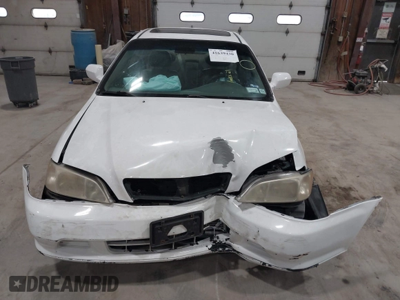 2000 Acura TL with VIN 19UUA5662YA015081, listed as a IAAI auction lot 41639430 with 133,577 mi miles. Bid and sale history available at carsss.com. Image 12.
