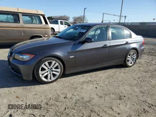 2006 BMW 3 Series 325i with VIN WBAVB17586NH93423, listed as a Copart auction lot 48558715 with 118,450 mi miles and Salvage Title. Bid and sale history available at carsss.com. Image 1.
