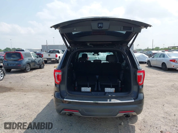 2018 Ford Explorer XLT with VIN 1FM5K7D87JGA13082, listed as a IAAI auction lot 41893436 with 103,862 mi miles and . Bid and sale history available at DreamBid. Image 18.