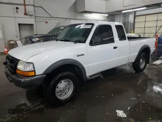 1998 Ford Ranger XL with VIN 1FTZR15X7WPB52978, listed as a Copart auction lot 44267015 with 130,561 mi miles and Salvage Title. Bid and sale history available at DreamBid. Image 1.
