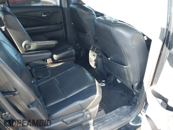 2016 Honda Pilot Elite with VIN 5FNYF6H01GB050524, listed as a IAAI auction lot 41452563 with 140,326 mi miles. Bid and sale history available at carsss.com. Image 8.