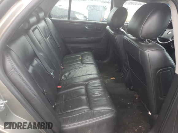 2010 Cadillac DTS 1SD z VIN 1G6KH5EY6AU126664, wystawiony jako Copart lot #58533225 z przebiegiem Nie podano mil oraz Szkoda całkowita • Salvage title. Historia ofert i sprzedaży dostępna na DreamBid. Obrazek 10.