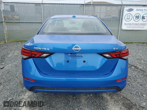 2024 Nissan Sentra SV z VIN 3N1AB8CV4RY347342, wystawiony jako Copart lot #51570495 z przebiegiem 38 423 mil mil oraz Czysty tytuł • Clean title. Historia ofert i sprzedaży dostępna na DreamBid. Obrazek 6.