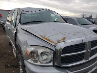 2007 Dodge Ram 2500 SLT with VIN 1D7KS28C47J539700, listed as a IAAI auction lot 41078816 with 185,133 mi miles. Bid and sale history available at carsss.com. Image 6.