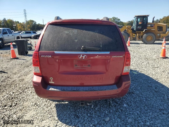 2007 Hyundai Entourage GLS with VIN KNDMC233776035717, listed as a Copart auction lot 77229064 with 207,277 mi miles and Clean Title. Bid and sale history available at carsss.com. Image 6.