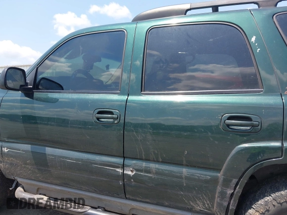 2003 Chevrolet Tahoe Z71 with VIN 1GNEK13Z33R245611, listed as a IAAI auction lot 42481140 with 260,757 mi miles and . Bid and sale history available at DreamBid. Image 14.