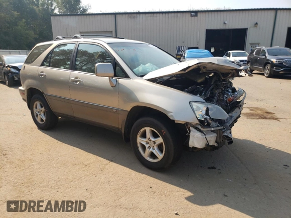 2002 Lexus RX 300 with VIN JTJGF10UX20126789, listed as a Copart auction lot 70904464 with 242,413 mi miles and Non Repairable. Bid and sale history available at carsss.com. Image 4.