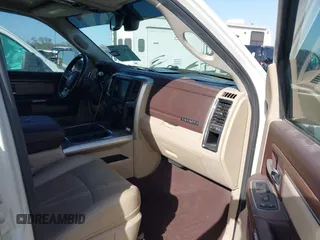 2018 Ram 2500 Laramie with VIN 3C6UR5NL0JG370294, listed as a IAAI auction lot 41637107 with 153,041 mi miles. Bid and sale history available at carsss.com. Image 5.