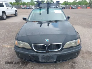 2005 BMW 3 Series 330xi с VIN WBAEW53425PN39800, выставлен на аукционе IAAI как лот 42478607 с пробегом 357 795 миль миль и . История ставок и продаж доступна на DreamBid. Изображение 6.