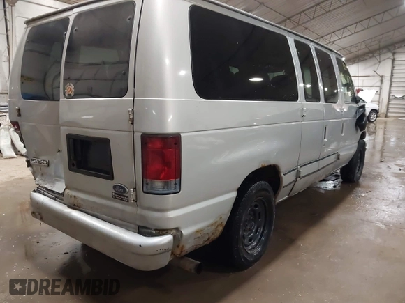 2006 Ford Econoline Passenger XL with VIN 1FMRE11L66HA02929, listed as a IAAI auction lot 41660473 with 152,607 mi miles and . Bid and sale history available at DreamBid. Image 4.