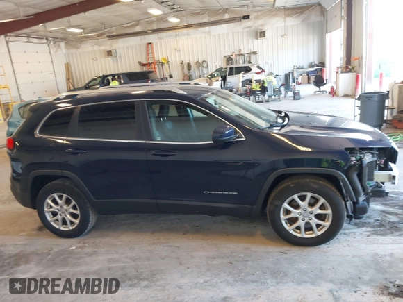 2014 Jeep Cherokee Latitude z VIN 1C4PJMCS2EW219949, wystawiony jako IAAI lot #42221418 z przebiegiem 74 961 mil mil oraz . Historia ofert i sprzedaży dostępna na DreamBid. Obrazek 13.