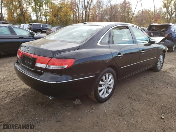 2008 Hyundai Azera Limited with VIN KMHFC46F78A263155, listed as a Copart auction lot 75874974 with 114,857 mi miles and Salvage Title. Bid and sale history available at carsss.com. Image 3.