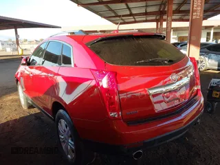 2014 Cadillac SRX Luxury Collection with VIN 3GYFNBE38ES596558, listed as a IAAI auction lot 41463404 with 109,524 mi miles. Bid and sale history available at carsss.com. Image 3.