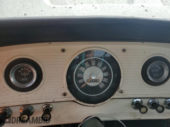 1966 Ford F-250 z VIN F25YR872296, wystawiony jako Copart lot #52436355 z przebiegiem 22 587 mil mil oraz Czysty tytuł • Clean title. Historia ofert i sprzedaży dostępna na DreamBid. Obrazek 9.