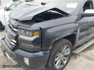 2018 Chevrolet Silverado 1500 LTZ with VIN 3GCUKSEJ0JG283666, listed as a IAAI auction lot 41533016 with 215,097 mi miles. Bid and sale history available at carsss.com. Image 6.