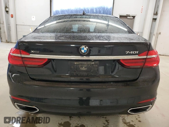 2017 BMW 7 Series 740i xDrive with VIN WBA7E4C53HGU99097, listed as a Copart auction lot 43945695 with 117,790 mi miles and Salvage Title. Bid and sale history available at carsss.com. Image 6.