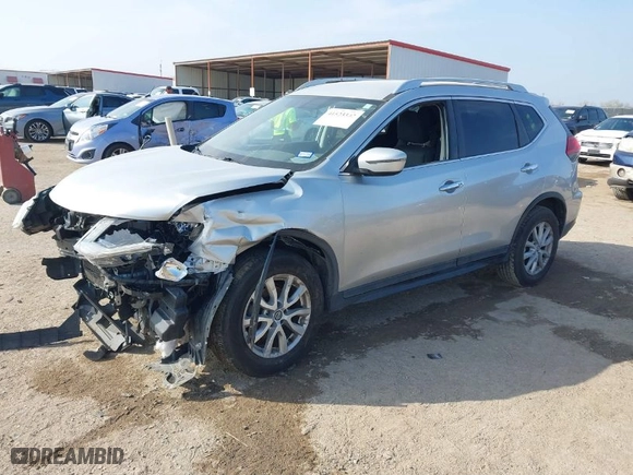 2017 Nissan Rogue SV with VIN JN8AT2MV4HW263179, listed as a IAAI auction lot 41523302 with 151,627 mi miles. Bid and sale history available at carsss.com. Image 2.