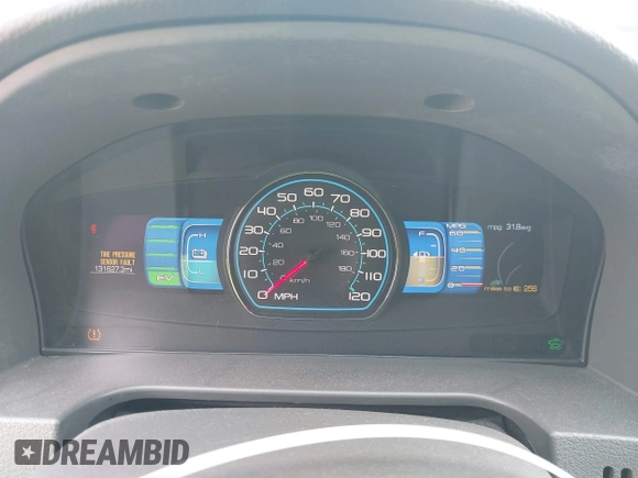 2010 Ford Fusion Hybrid with VIN 3FADP0L33AR392806, listed as a IAAI auction lot 41811194 with 131,627 mi miles. Bid and sale history available at carsss.com. Image 7.