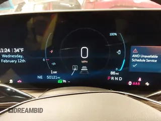 2024 Cadillac LYRIQ Sport z VIN 1GYKPTRL4RZ104562, wystawiony jako IAAI lot #41543433 z przebiegiem 50 121 mil mil oraz . Historia ofert i sprzedaży dostępna na DreamBid. Obrazek 7.
