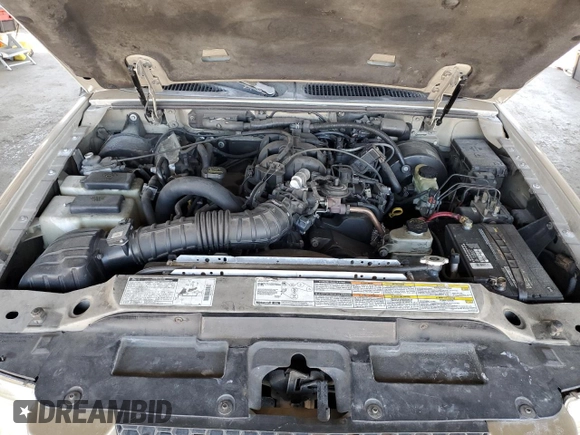2001 Ford Explorer Sport Trac with VIN 1FMZU77E61UB89698, listed as a Copart auction lot 63945285 with 219,524 mi miles and Clean title. Bid and sale history available at DreamBid. Image 11.