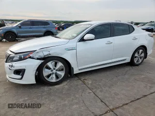 2015 Kia Optima EX z VIN KNAGN4AD3F5090553, wystawiony jako Copart lot #59045425 z przebiegiem 105 686 mil mil oraz Szkoda całkowita • Salvage title. Historia ofert i sprzedaży dostępna na DreamBid. Obrazek 1.