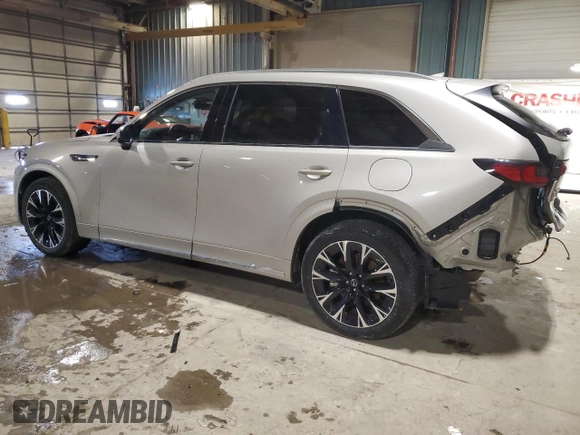 2024 Mazda CX-90 S z VIN JM3KK1HCXR1141115, wystawiony jako Copart lot #45179815 z przebiegiem 25 158 mil mil oraz Czysty tytuł • Clean title. Historia ofert i sprzedaży dostępna na DreamBid. Obrazek 2.