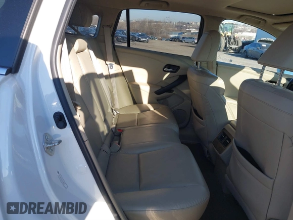 2018 Acura RDX with VIN 5J8TB4H30JL018822, listed as a IAAI auction lot 41769976 with 82,286 mi miles. Bid and sale history available at carsss.com. Image 8.
