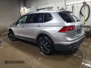 2024 Volkswagen Tiguan SE with VIN 3VVMB7AXXRM113563, listed as a Copart auction lot 44438595 with 819 mi miles and Salvage title. Bid and sale history available at DreamBid. Image 2.