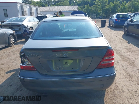 2007 Mercedes-Benz C 230 Sport with VIN WDBRF52H37F870823, listed as a IAAI auction lot 42578892 with 226,066 mi miles and . Bid and sale history available at DreamBid. Image 15.
