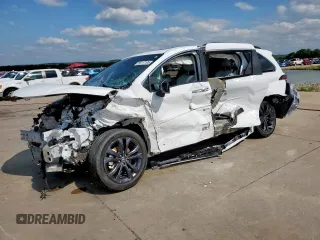 2022 Toyota Sienna XSE z VIN 5TDDRKEC9NS102679, wystawiony jako Copart lot #56117105 z przebiegiem 35 025 mil mil oraz Nie do naprawy • Non repairable. Historia ofert i sprzedaży dostępna na DreamBid. Obrazek 1.