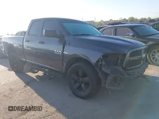2018 Ram 1500 Express z VIN 1C6RR7FT5JS198871, wystawiony jako IAAI lot #41876526 z przebiegiem 110 805 mil mil oraz . Historia ofert i sprzedaży dostępna na DreamBid. Obrazek 1.