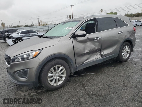 2016 Kia Sorento LX z VIN 5XYPGDA57GG162692, wystawiony jako Copart lot #49185585 z przebiegiem 134 152 mil mil oraz Szkoda całkowita • Salvage title. Historia ofert i sprzedaży dostępna na DreamBid. Obrazek 1.