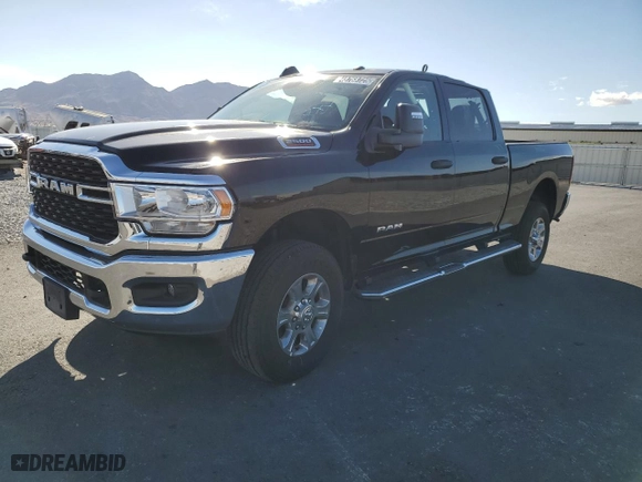 2024 Ram 2500 Big Horn with VIN 3C6UR5DJ9RG323356, listed as a Copart auction lot 48768725 with 13,919 mi miles and Clean Title. Bid and sale history available at carsss.com. Image 1.