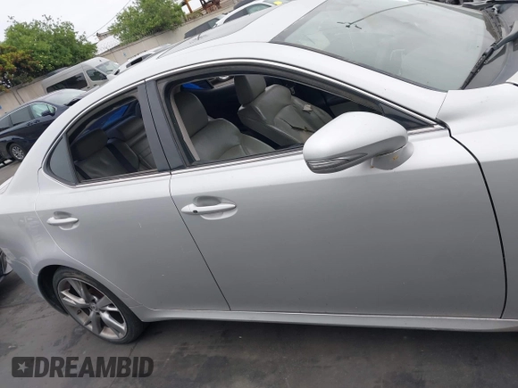 2009 Lexus IS with VIN JTHBK262895106279, listed as a IAAI auction lot 42068256 with 274,846 mi miles. Bid and sale history available at carsss.com. Image 14.