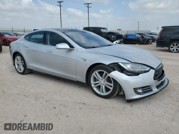 2014 Tesla Model S 60 with VIN 5YJSA1H10EFP38270, listed as a Copart auction lot 53893605 with 170,814 mi miles and Clean Title. Bid and sale history available at DreamBid. Image 4.