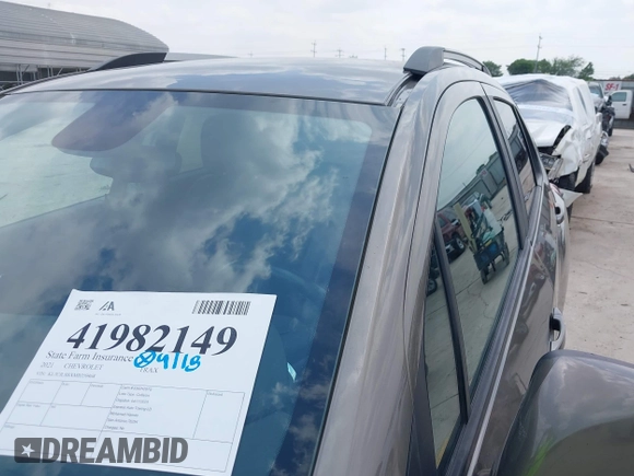 2021 Chevrolet Trax LT with VIN KL7CJLSBXMB359468, listed as a IAAI auction lot 41982149 with 199,685 mi miles and . Bid and sale history available at DreamBid. Image 19.