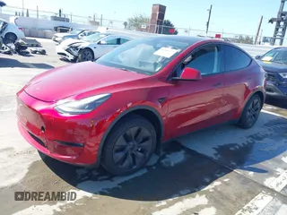 2024 Tesla Model Y Long Range with VIN 7SAYGDEE6RF190947, listed as a IAAI auction lot 41808973 with 2,457 mi miles. Bid and sale history available at carsss.com. Image 20.