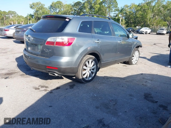 2010 Mazda CX-9 Grand Touring with VIN JM3TB3MV3A0220398, listed as a IAAI auction lot 41796315 with 207,635 mi miles. Bid and sale history available at carsss.com. Image 4.